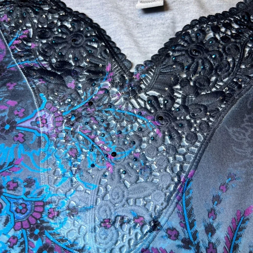 Catherines Tunic Top Womens 0X Multicolor Paisley Embellished V Neck Long Sleeve - Picture 6 of 11